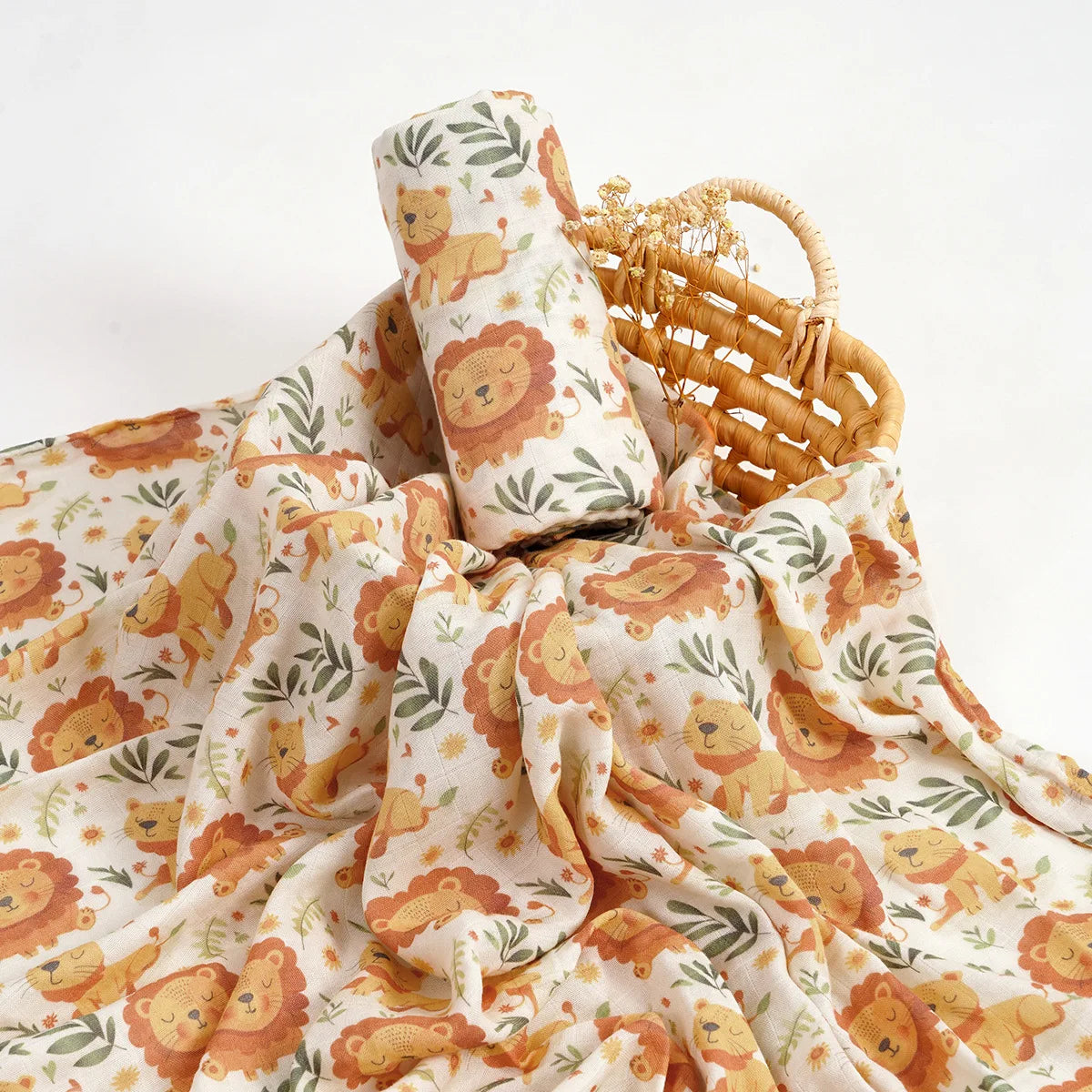 Extra Large Lion Bamboo Muslin
